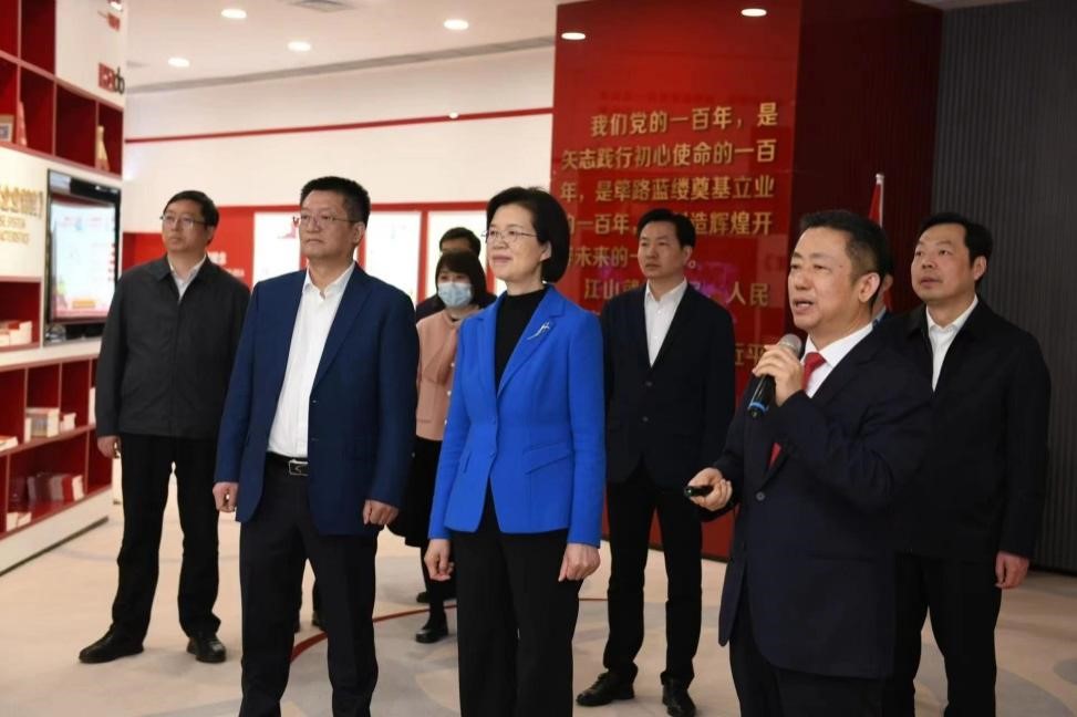 江苏省委常委、组织部部长沈莹调研ag亚博科技|yabo sports|有限公司官网1